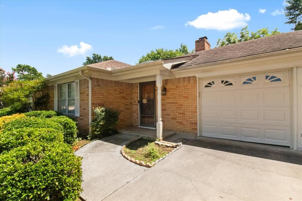 1506 Ridgeview Drive