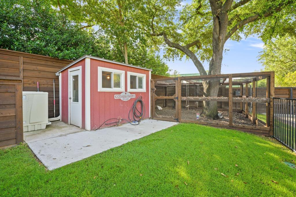 Royal Creek Acres - Residential