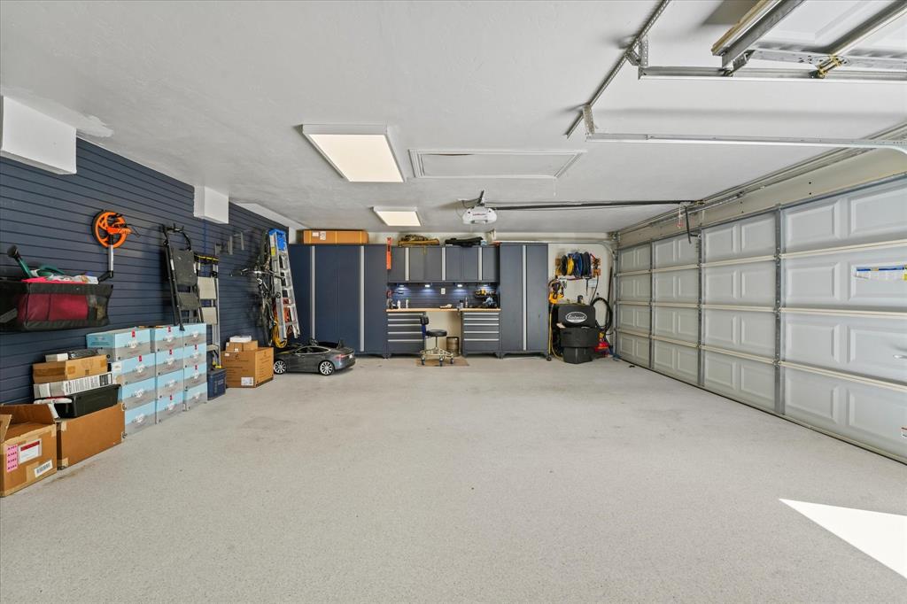 Royal Creek Acres - Residential