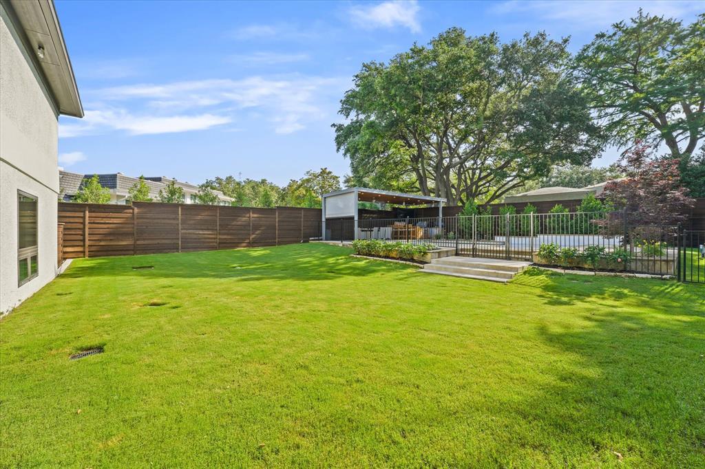 Royal Creek Acres - Residential