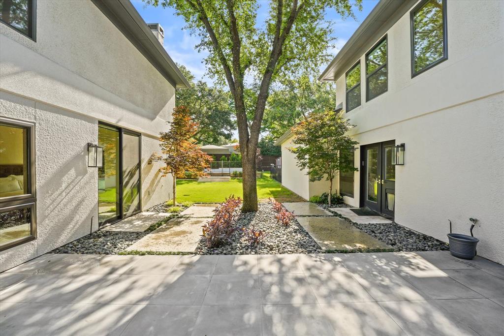 Royal Creek Acres - Residential