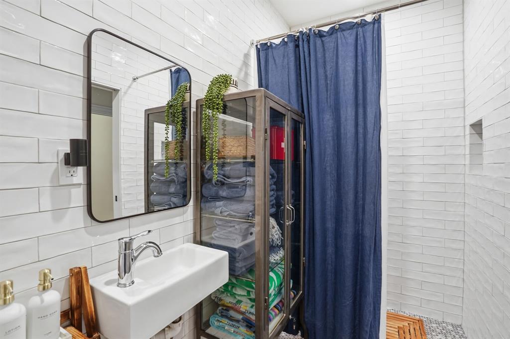 Williamsburg Estates - Residential