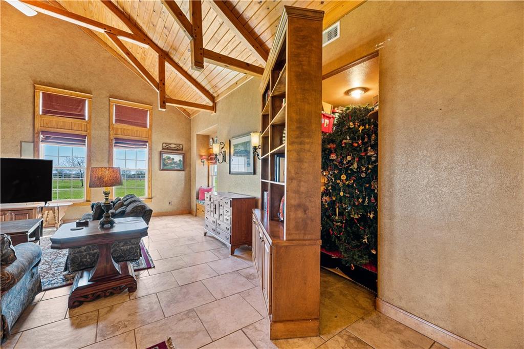 Bruceville-Eddy - Farm