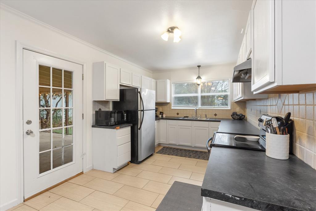 IH Burney - Residential