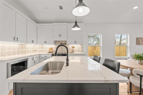 Tiny photo for 408 Matthew Street, Hillsboro, TX 76645 (MLS # 21201265)