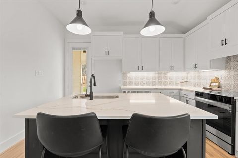 Tiny photo for 408 Matthew Street, Hillsboro, TX 76645 (MLS # 21201265)