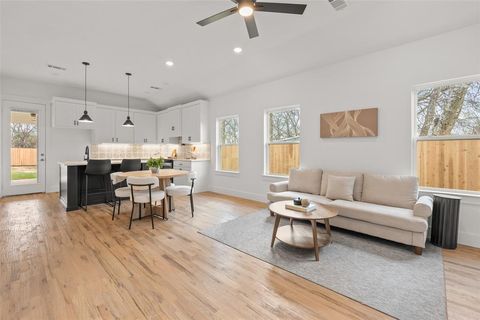 Tiny photo for 408 Matthew Street, Hillsboro, TX 76645 (MLS # 21201265)