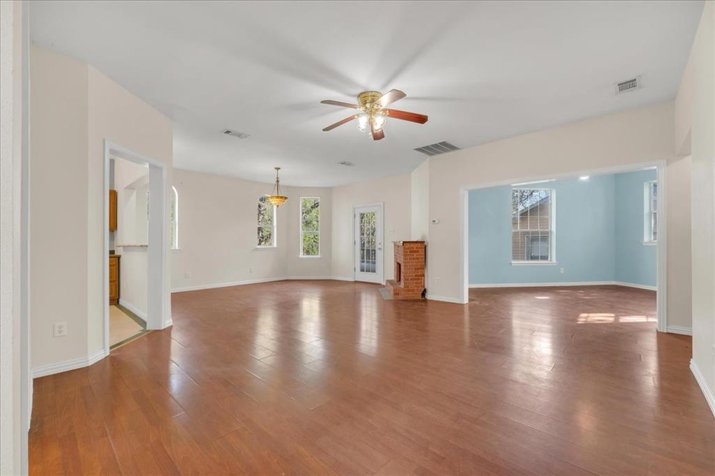 3304 Huron Trail