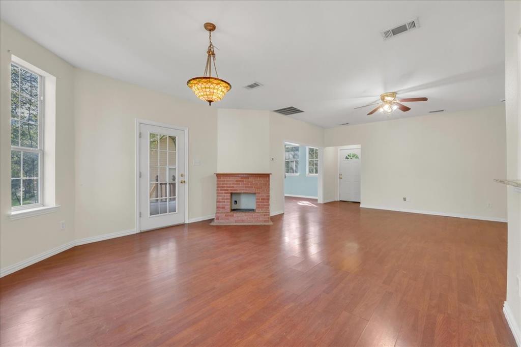 3304 Huron Trail