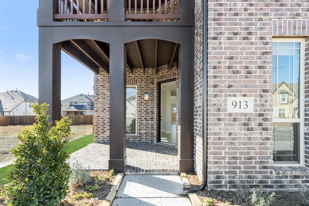 913 Firewood Way