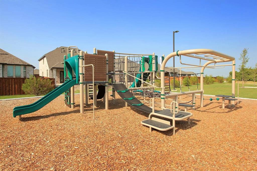 Arrow Brooke Ph 3b - Residential Lease