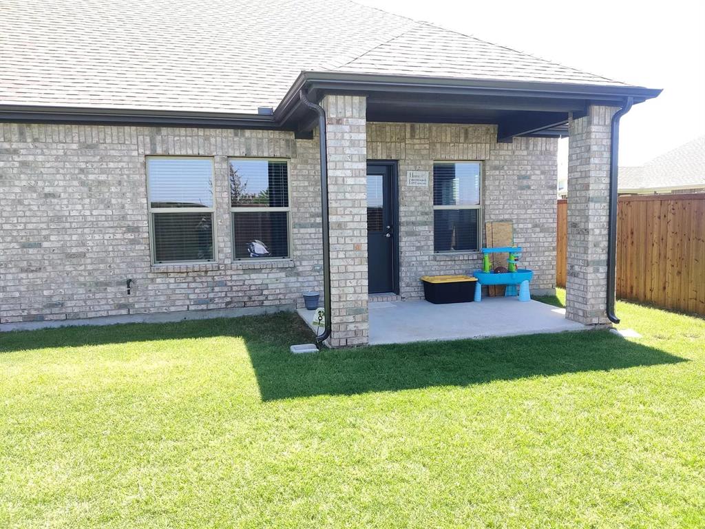 Arrow Brooke Ph 3b - Residential Lease