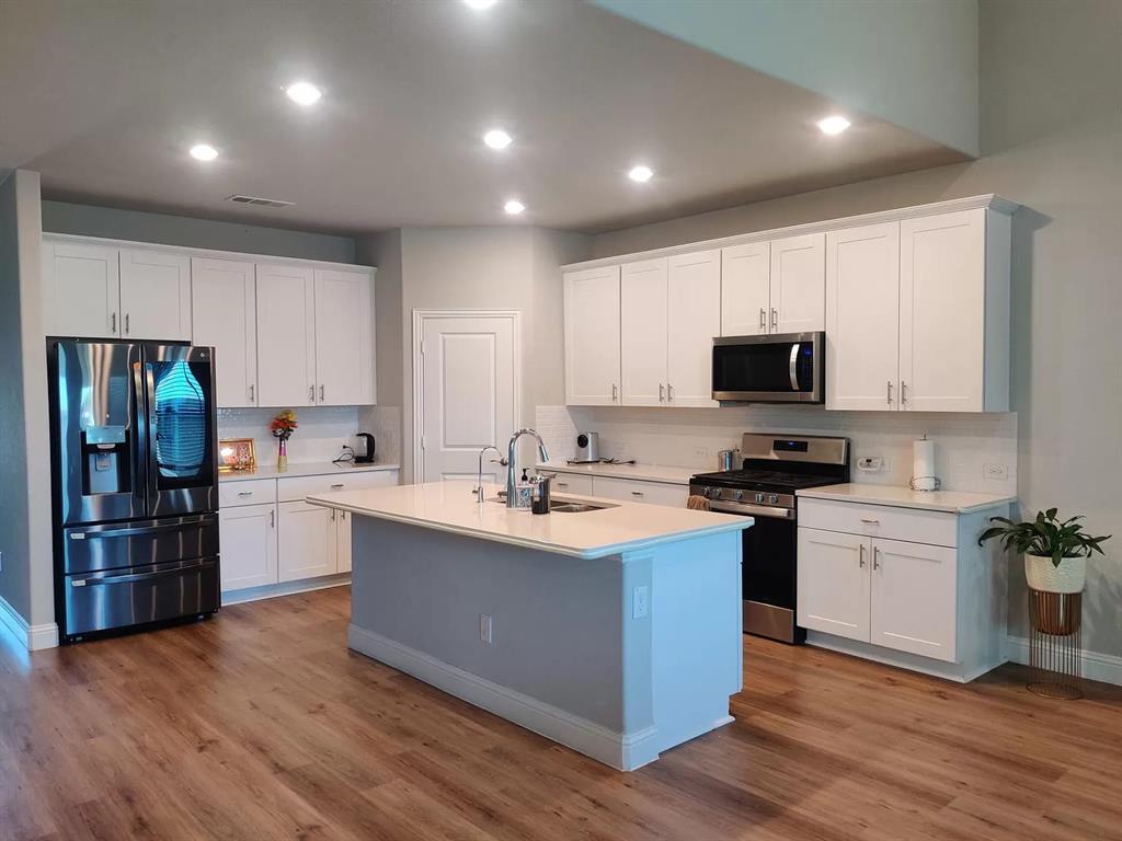 Arrow Brooke Ph 3b - Residential Lease