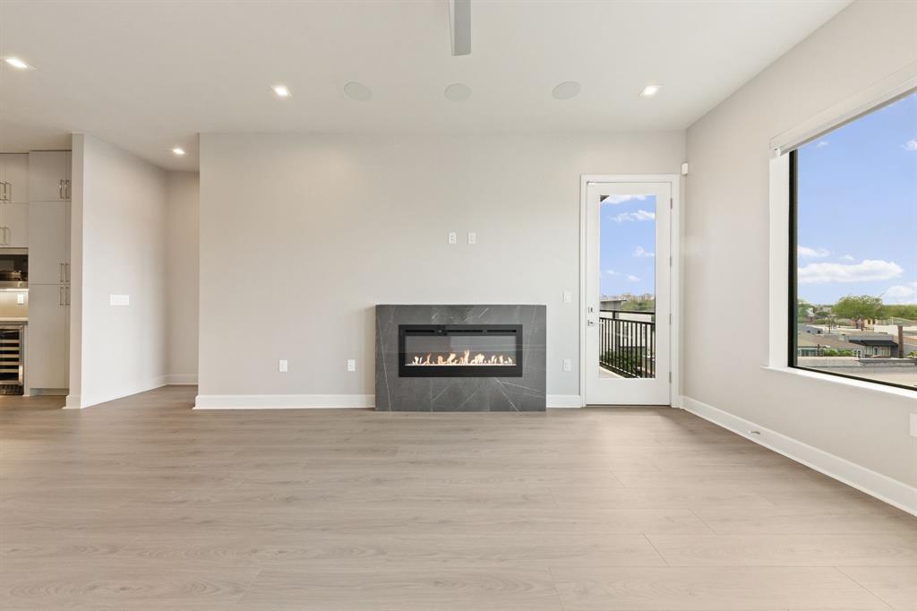 Mansfield R A - Residential