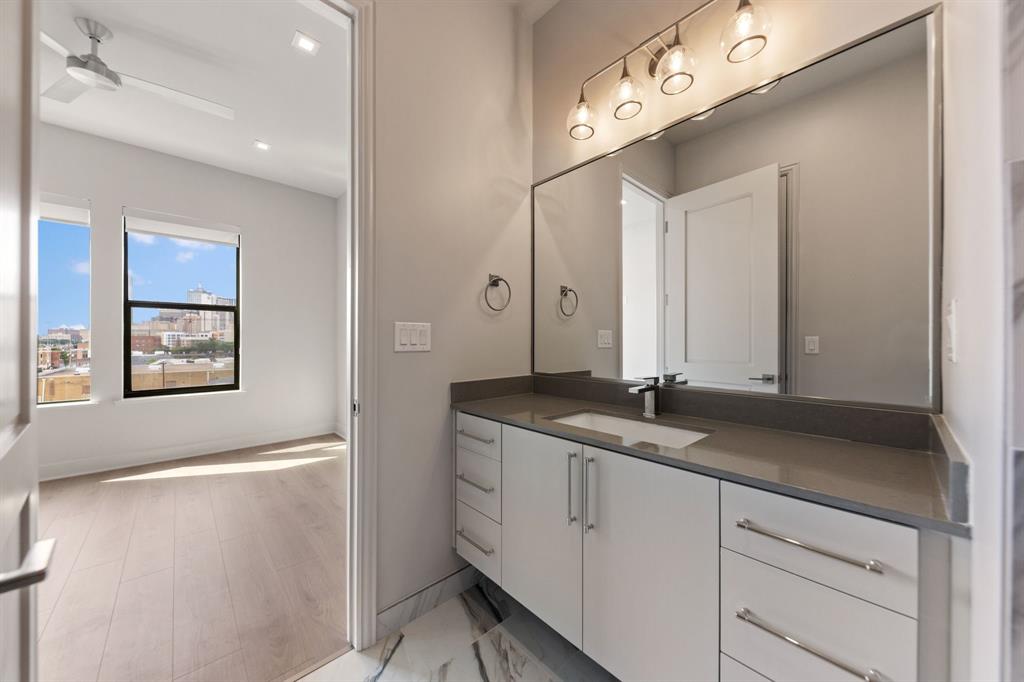 Mansfield R A - Residential