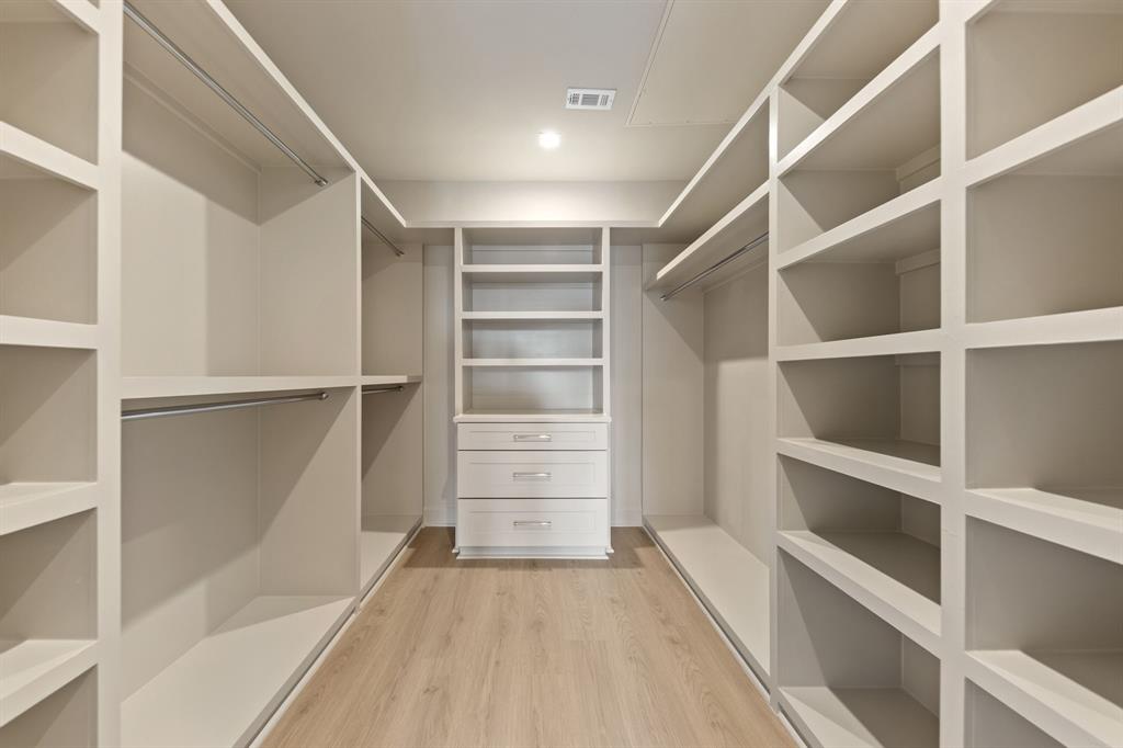 Mansfield R A - Residential