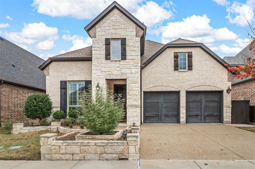 This splendid 4-bedroom, 4-bathroom residence in The Colony, built in 2017, spans 3,297 sqft, offering sophistication & practicality. You're greeted by a thoughtfully designed layout, featuring 2 bedrooms downstairs & 2 upstairs. The downstairs primary suite is a sanctuary with a walk-in closet, a stand-up shower, dual sinks, and vanities. Large windows in the primary provide a scenic view of the backyard. The heart of the home lies in the open living area & kitchen, adorned with tall ceilings that create an airy & inviting atmosphere with a gas fireplace. The kitchen has Whirlpool appliances & a Samsung smart fridge. Step onto the back-covered patio overlooking a lush grass yard – an ideal spot for dining or unwinding after a long day. Golf enthusiasts will relish the dedicated golf room upstairs, adding an extra layer of leisure to this exceptional home. Additional features include a full bath downstairs in the hallway, a 2-car garage with single doors, an office, & a wine fridge.