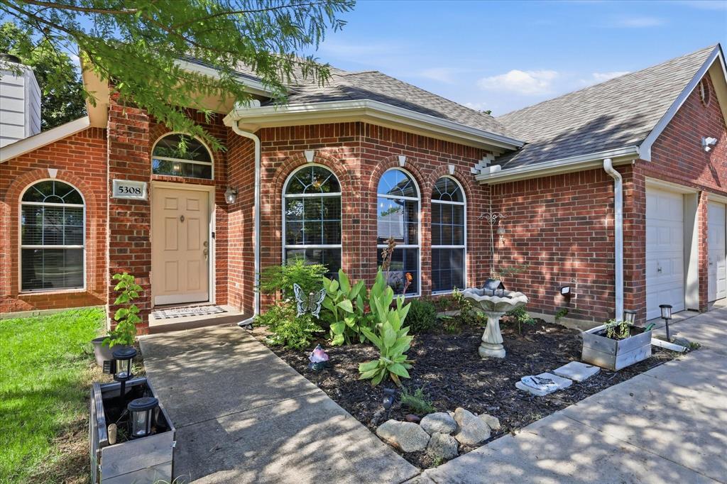5308 Kayanne Lane