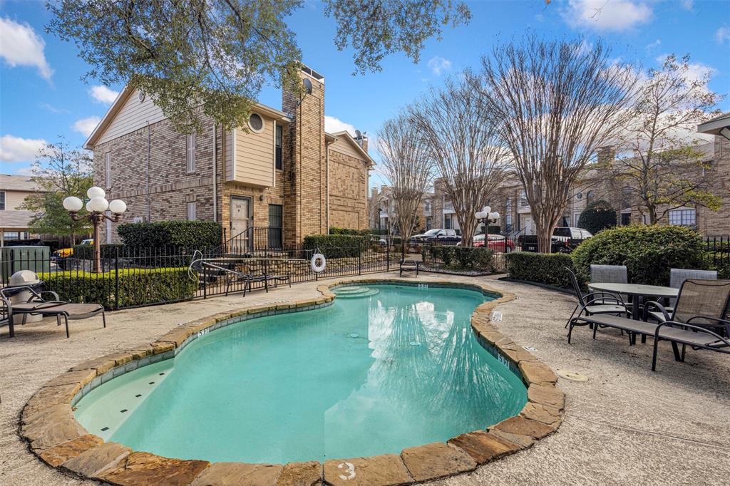 Preston On Lake Condo - Residential