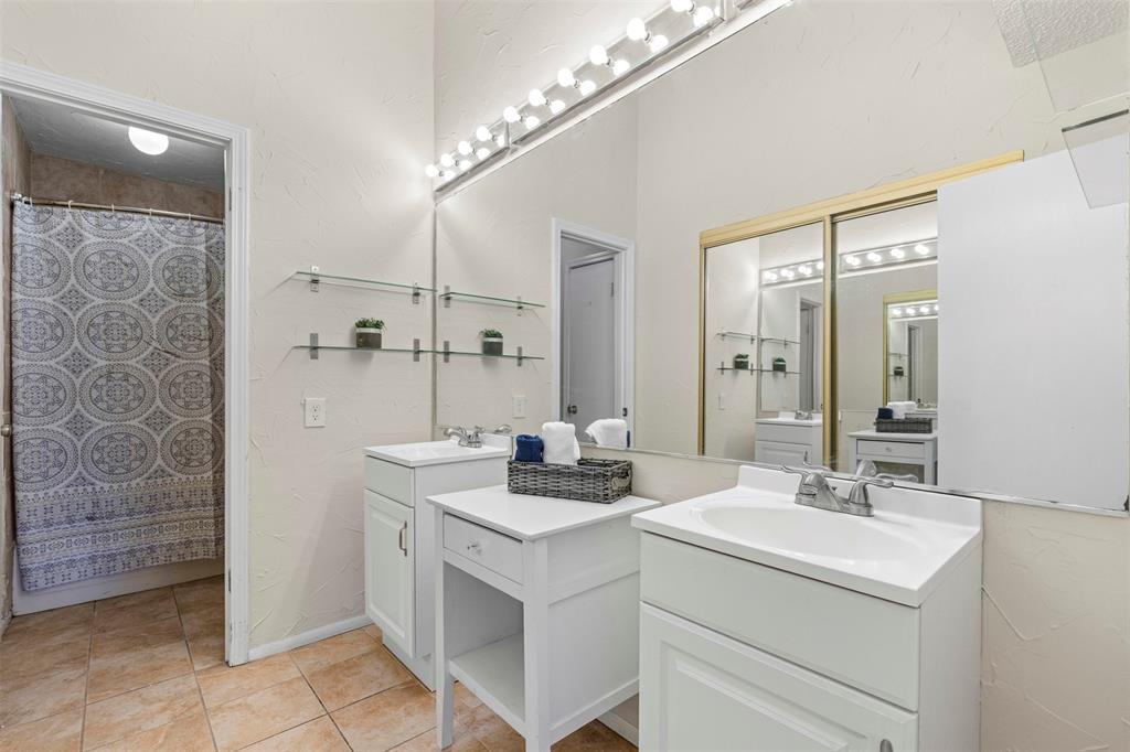 Preston On Lake Condo - Residential