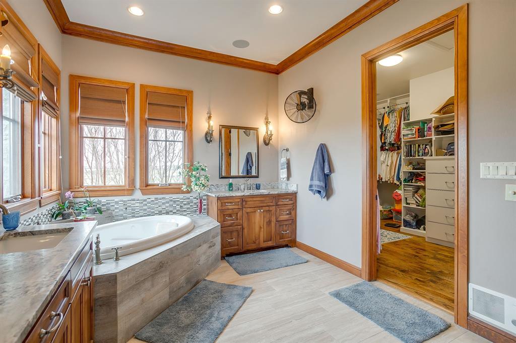 Rocky Creek Ranch - Farm