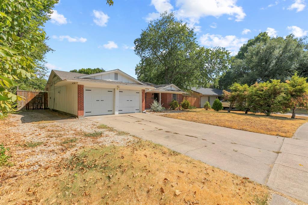 1306 N Floyd Road