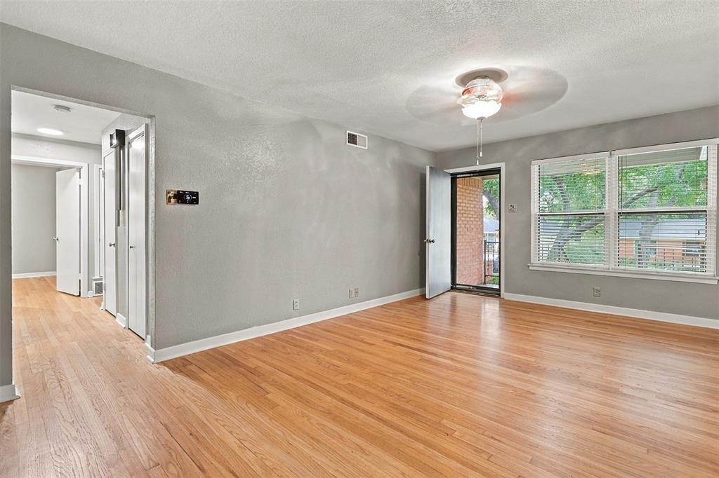 1233 Fair Oaks Drive
