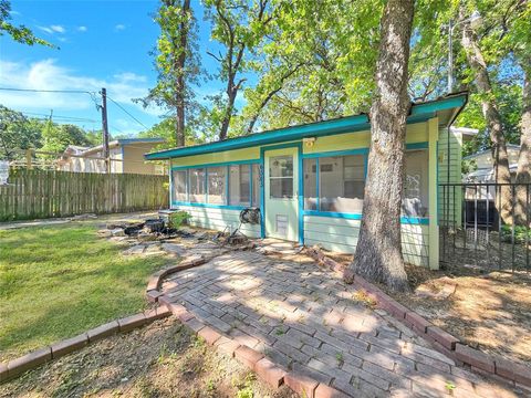 6505 Oakwood Lake Court Granbury TX 76049