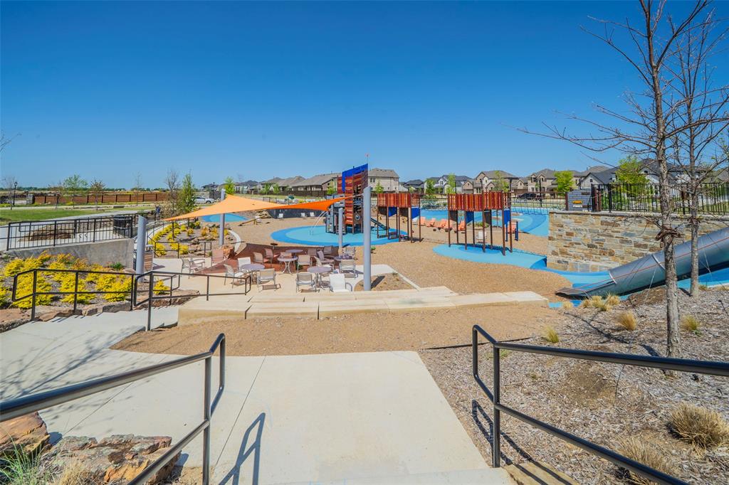 2313 Rosewood Way