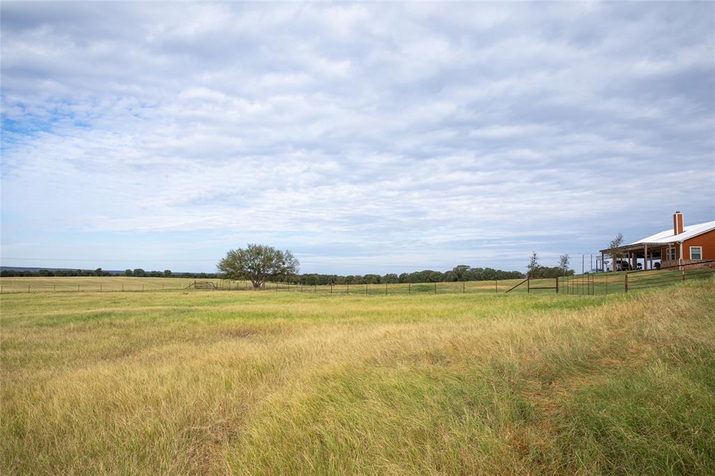 A0396 H T & B R R CO; HOUSE & BARN - Residential