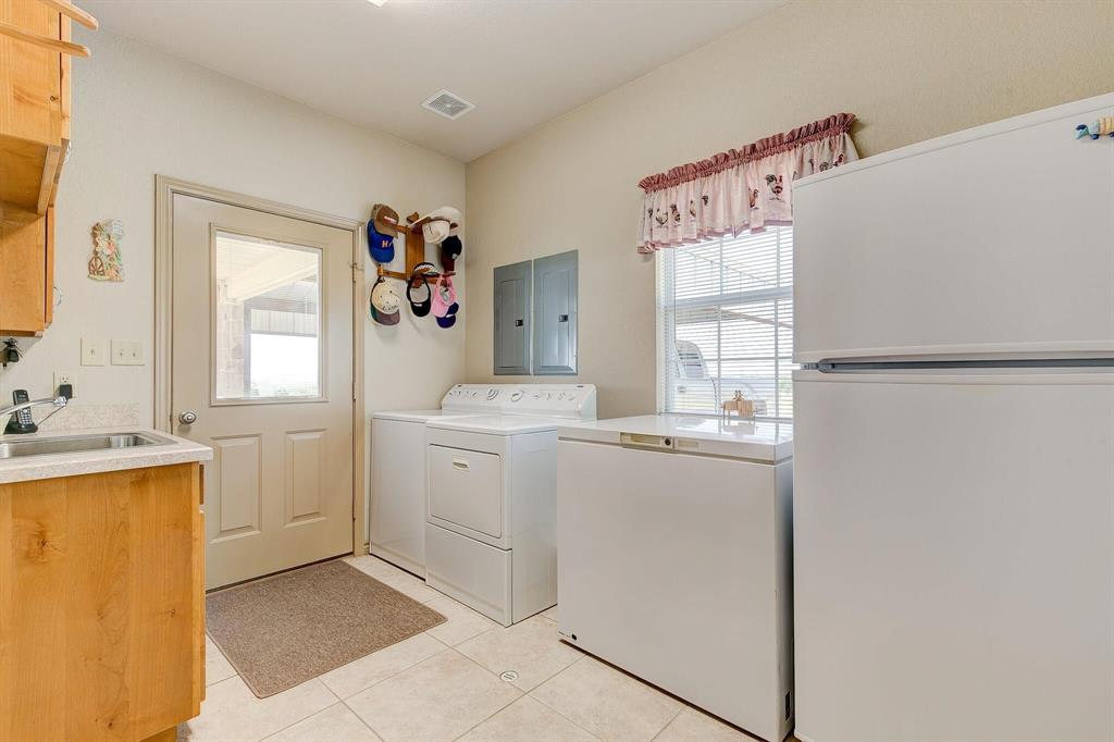 A0396 H T & B R R CO; HOUSE & BARN - Residential