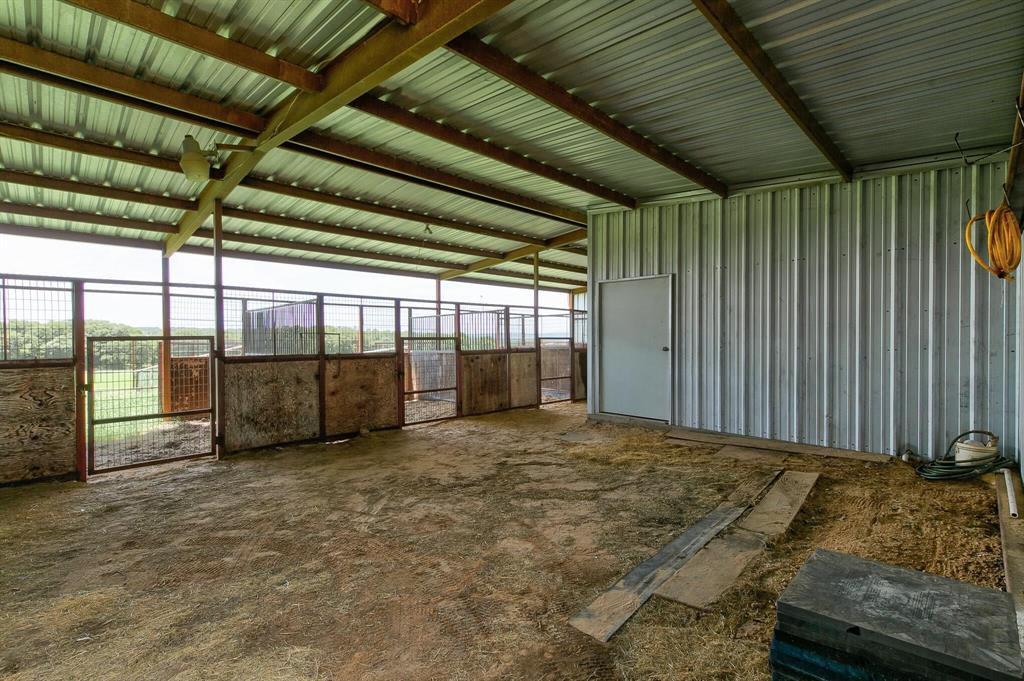 A0396 H T & B R R CO; HOUSE & BARN - Residential