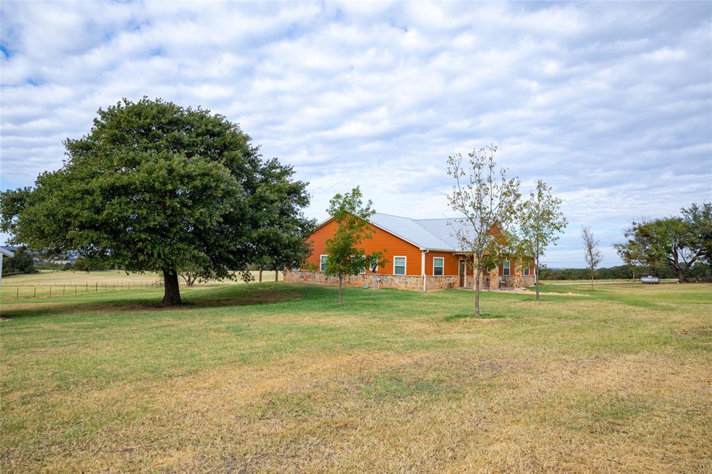 A0396 H T & B R R CO; HOUSE & BARN - Residential