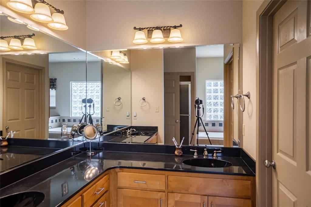 A0396 H T & B R R CO; HOUSE & BARN - Residential