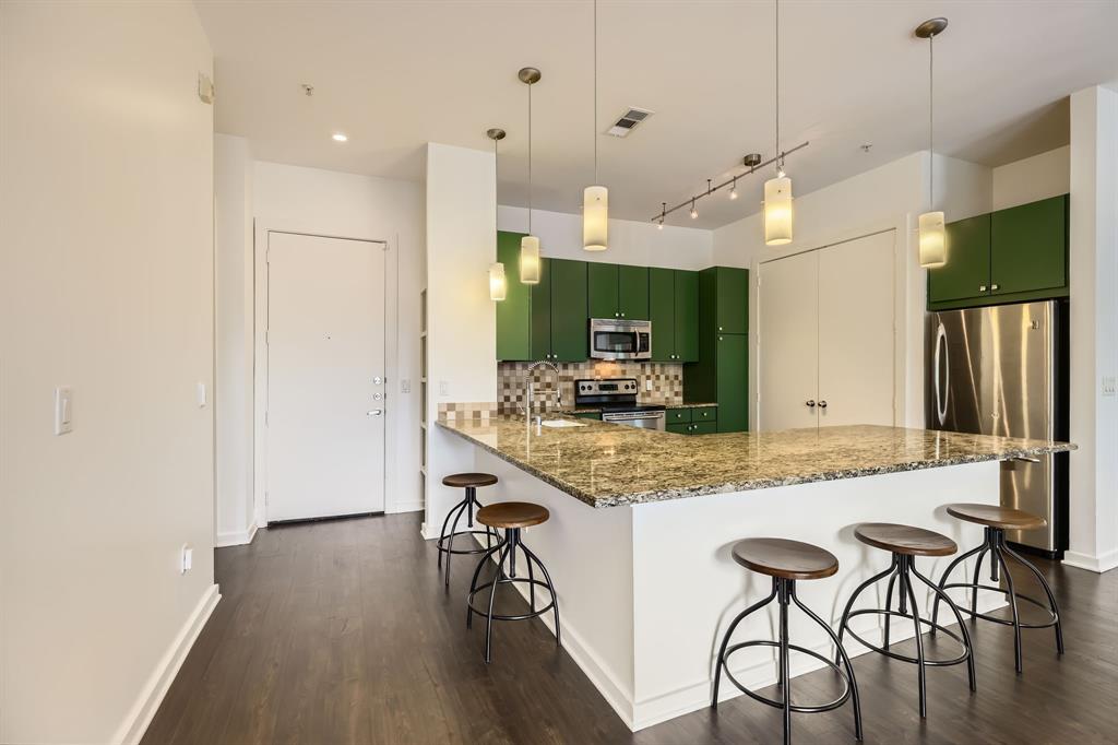 2950 Mckinney Avenue 201