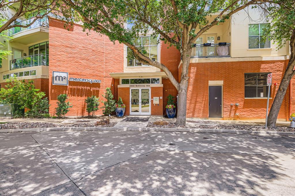 2950 Mckinney Avenue 201