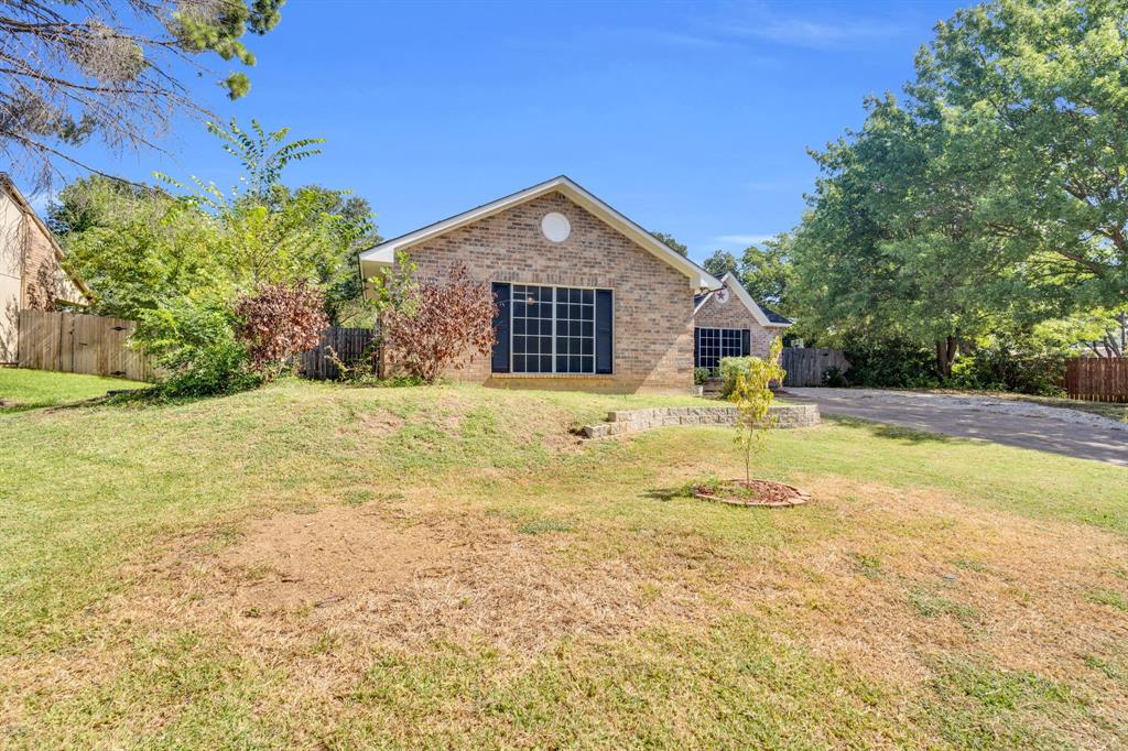 3917 Mulberry Lane