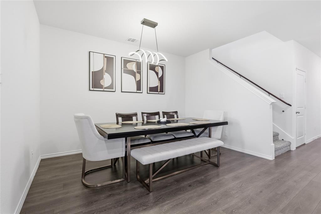 Magnolia Ph 8 - Residential