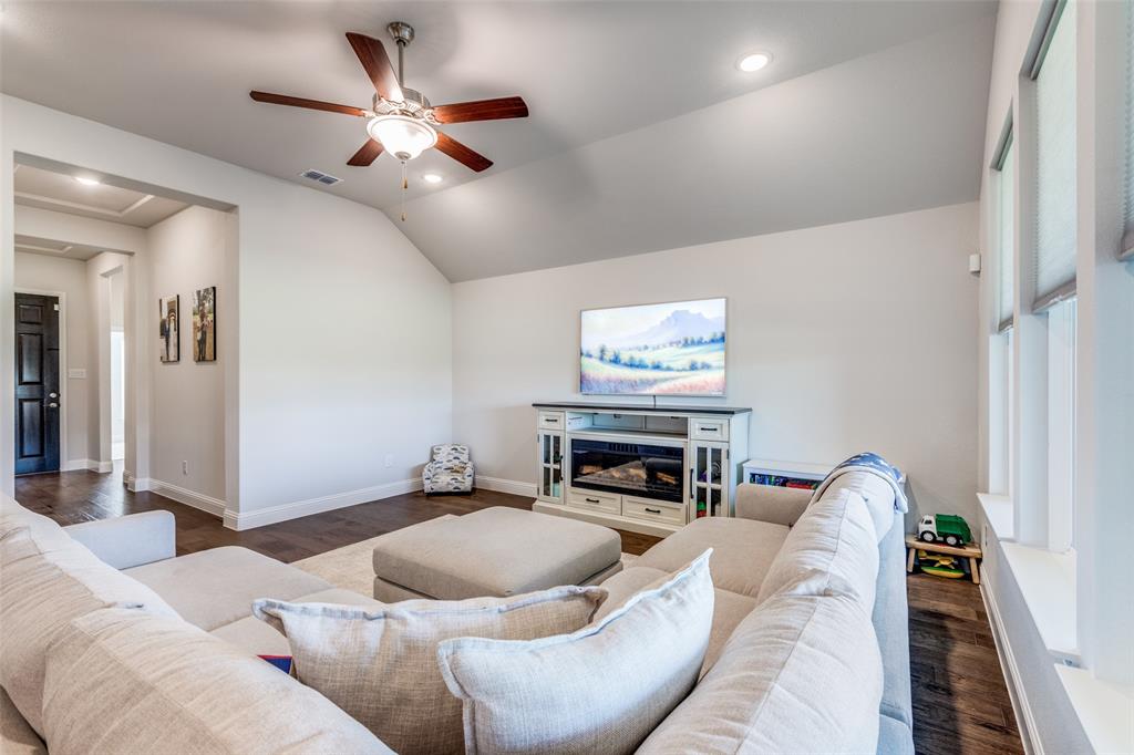 2403 Limestone Lane