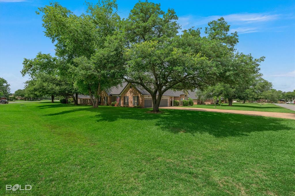 215 Crosscreek Drive