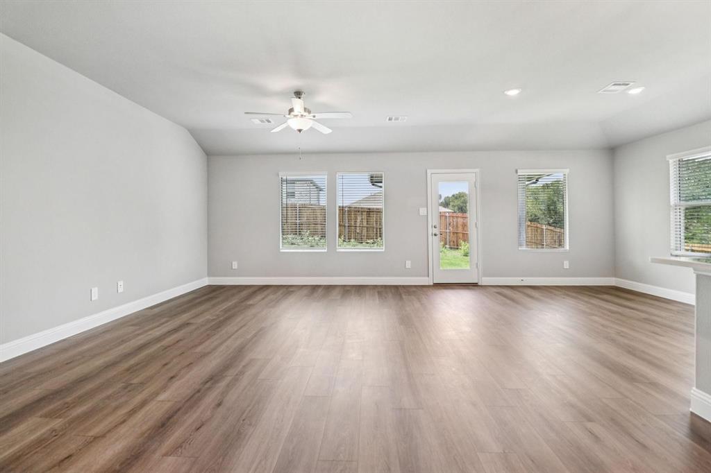 SIMPSON CROSSING - Residential Lease