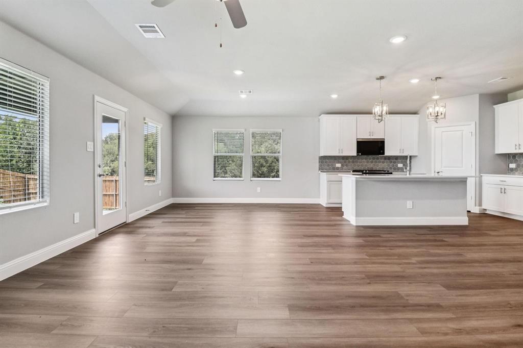 SIMPSON CROSSING - Residential Lease