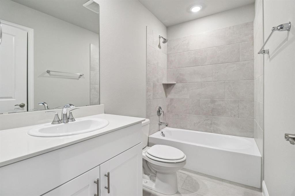 SIMPSON CROSSING - Residential Lease