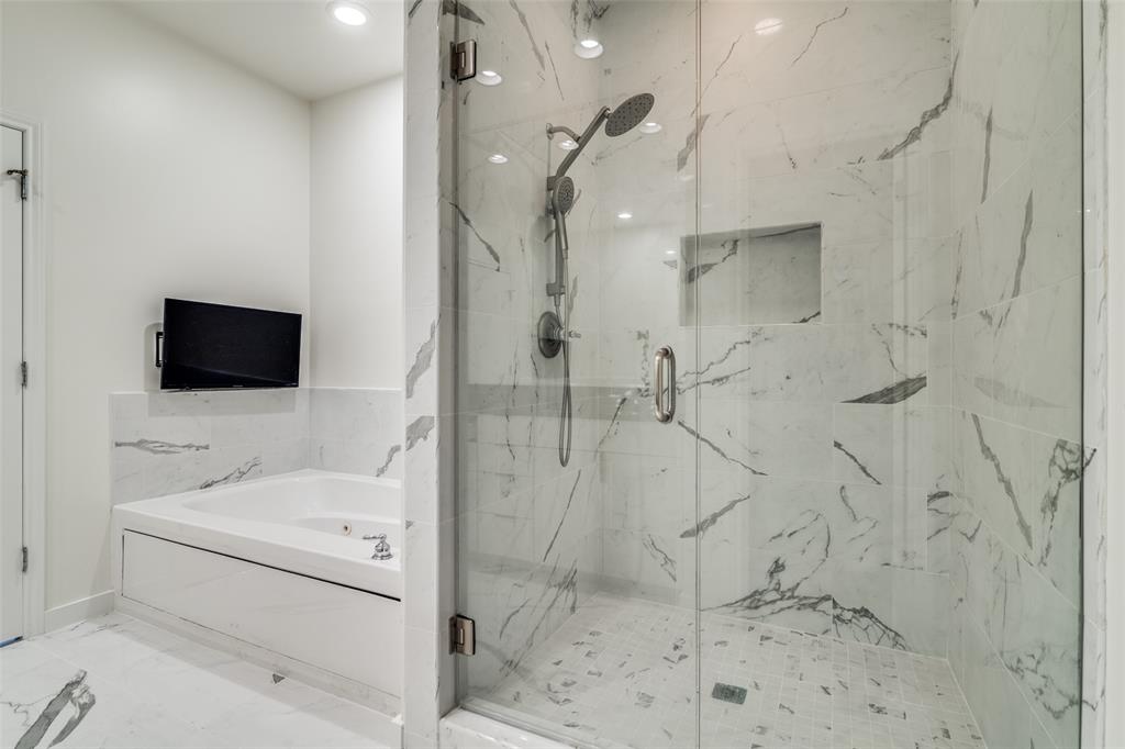 Cambrick Square South Condos - Residential