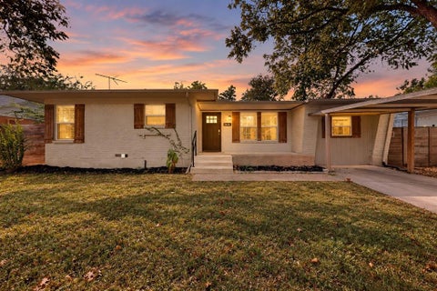 Photo of 2822 Materhorn Drive, Dallas, TX 75228 (MLS # 21396487)