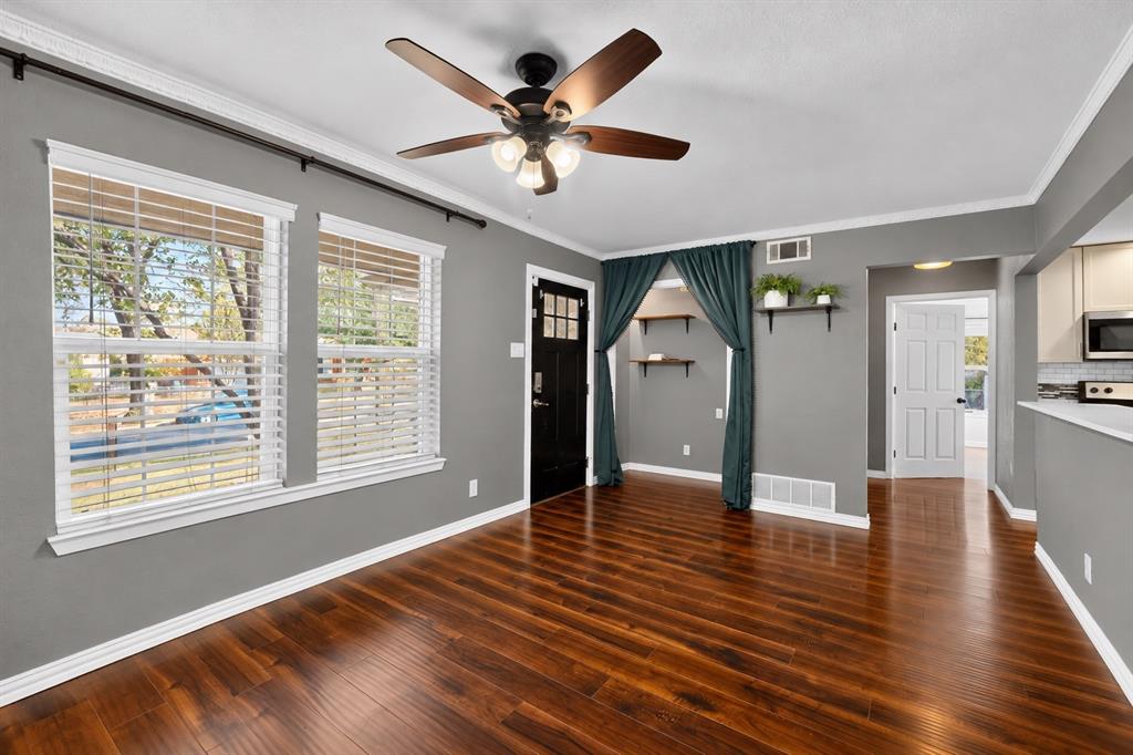 Photo of 2822 Materhorn Drive, Dallas, TX 75228 (MLS # 21396487)