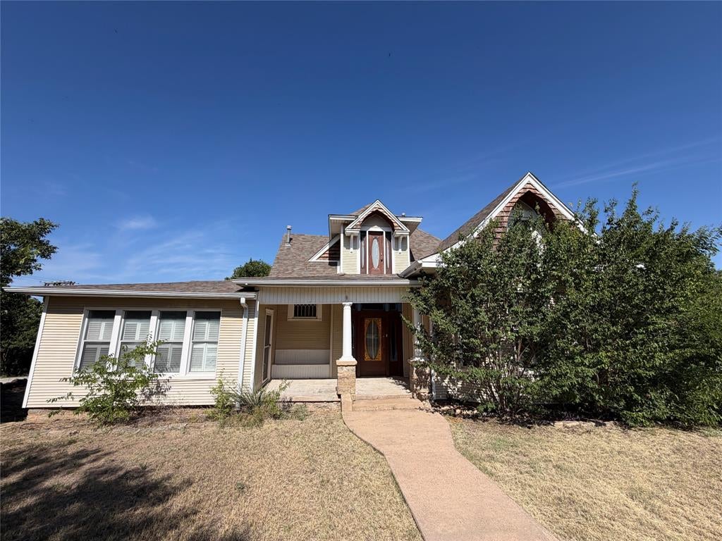 301 N Pettit