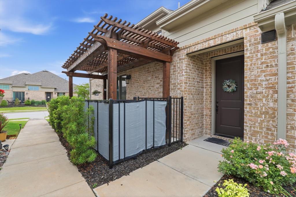 2721 Garden Gate Lane