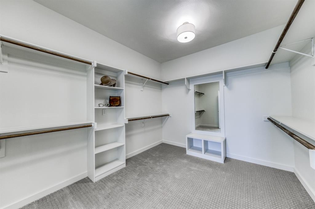 The Preserve On Ash - Residential