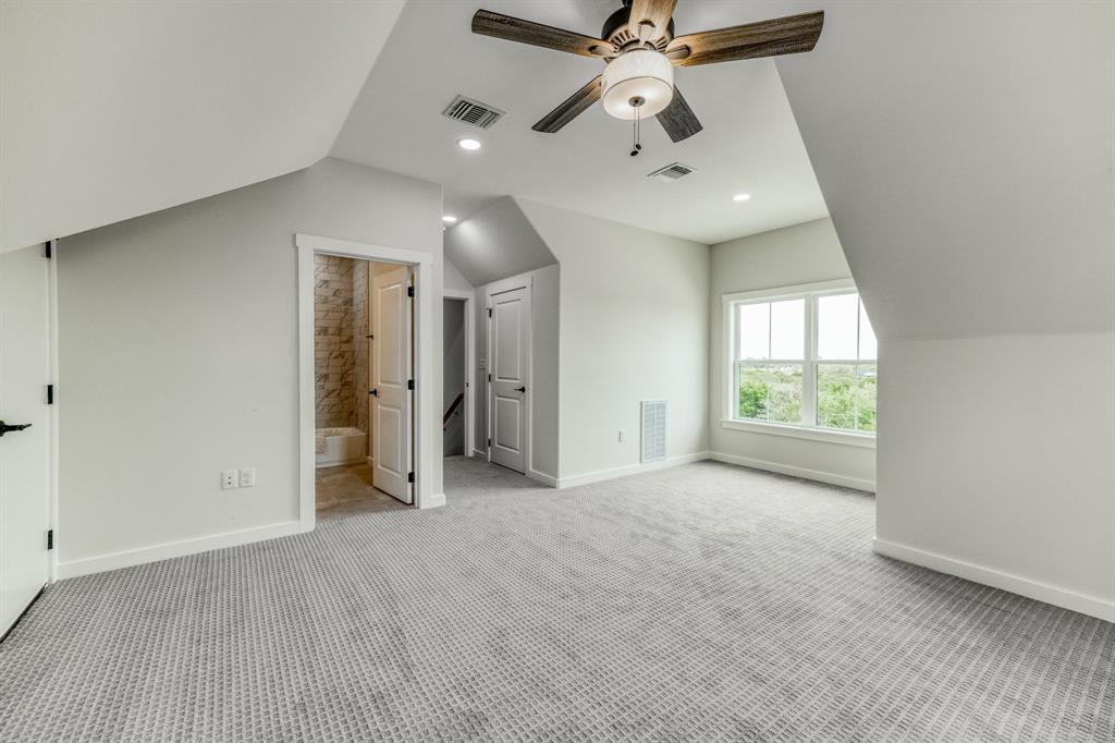 The Preserve On Ash - Residential